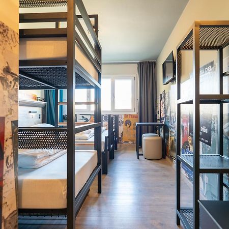 A&O Hostel Firenze Campo Di Marte Extérieur photo
