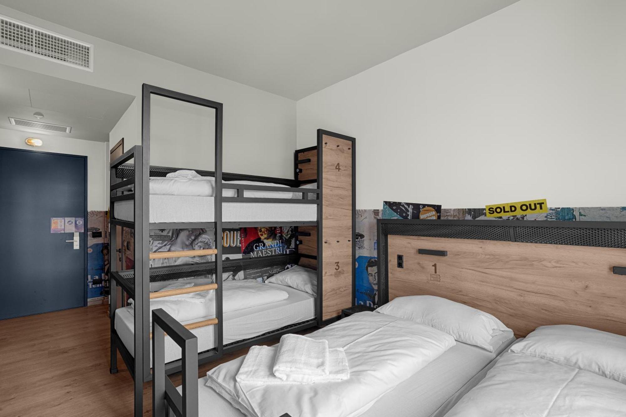 A&O Hostel Firenze Campo Di Marte Extérieur photo