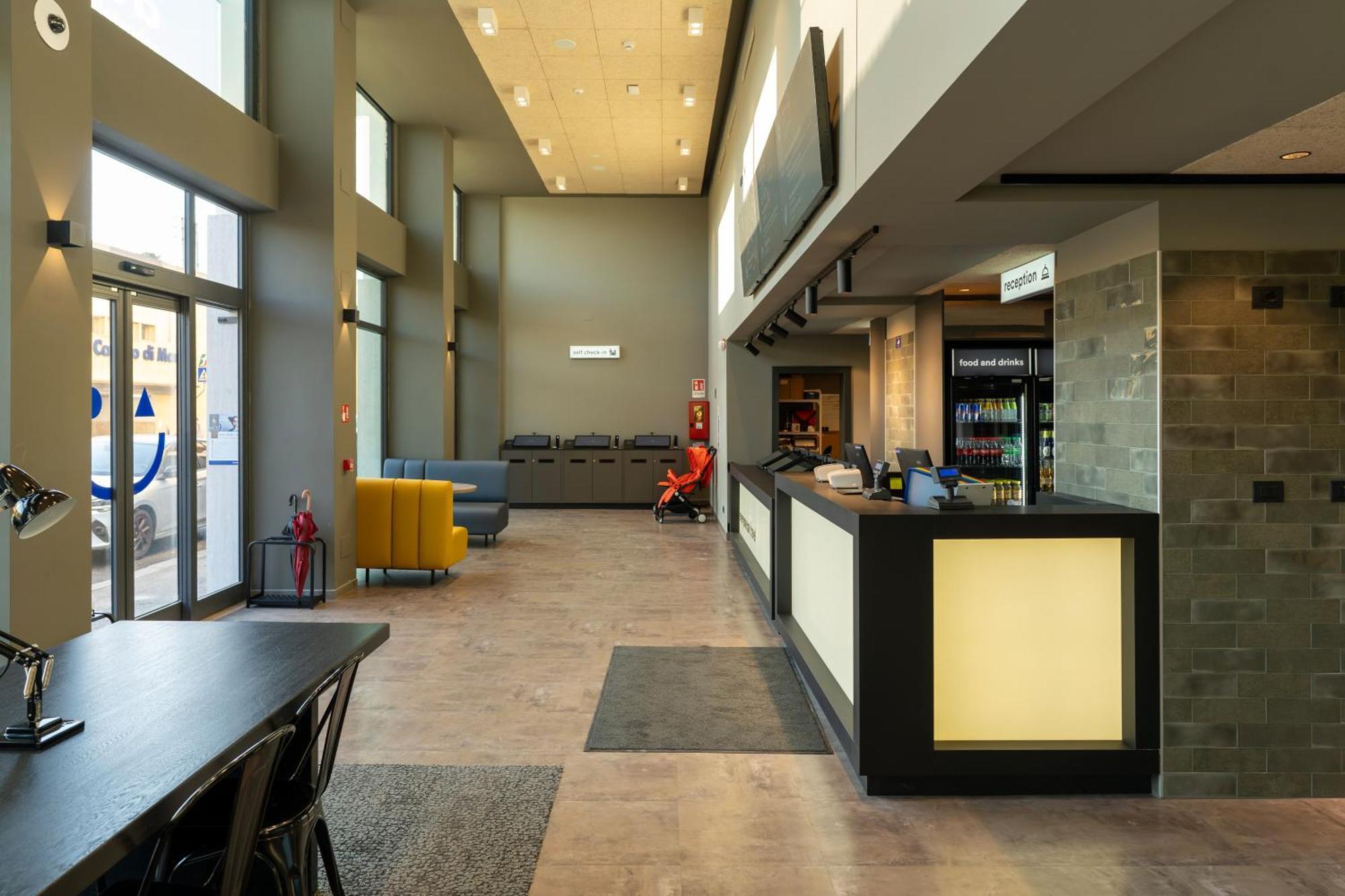 A&O Hostel Firenze Campo Di Marte Extérieur photo